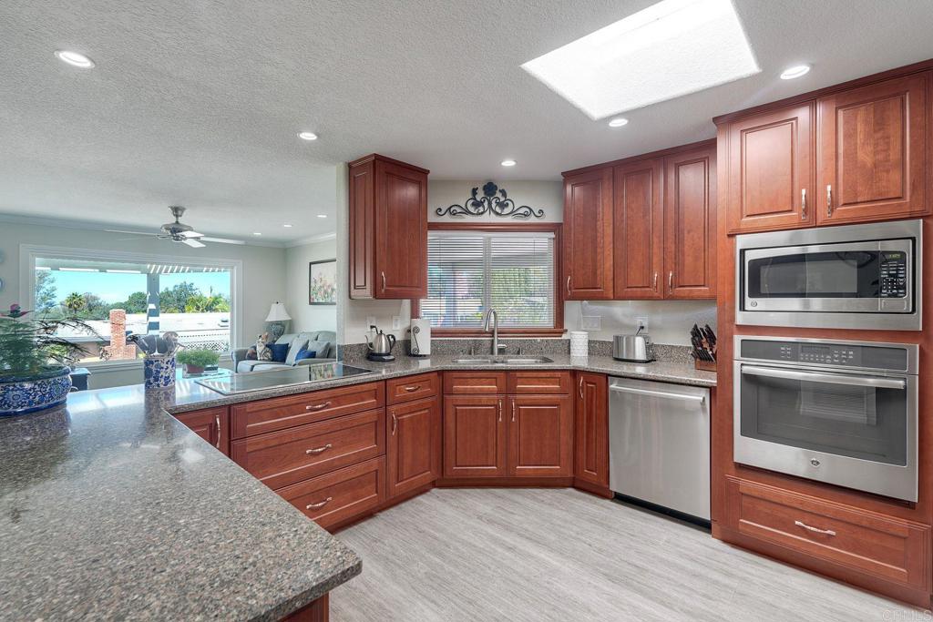 18218 Paradise Mountain Road Valley Center, CA 92082 - Photo 12 of 36 Gallery Image 12