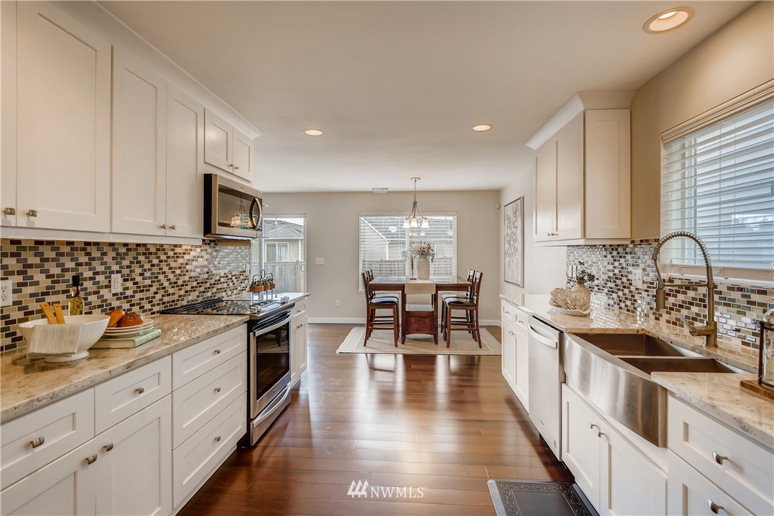 15514 40th Drive Southeast Bothell, WA 98012 - Photo 11 of 28