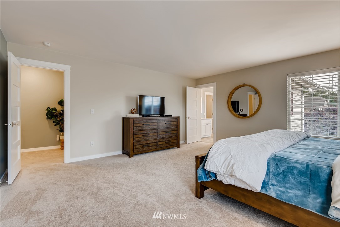 15514 40th Drive Southeast Bothell, WA 98012 - Photo 14 of 28