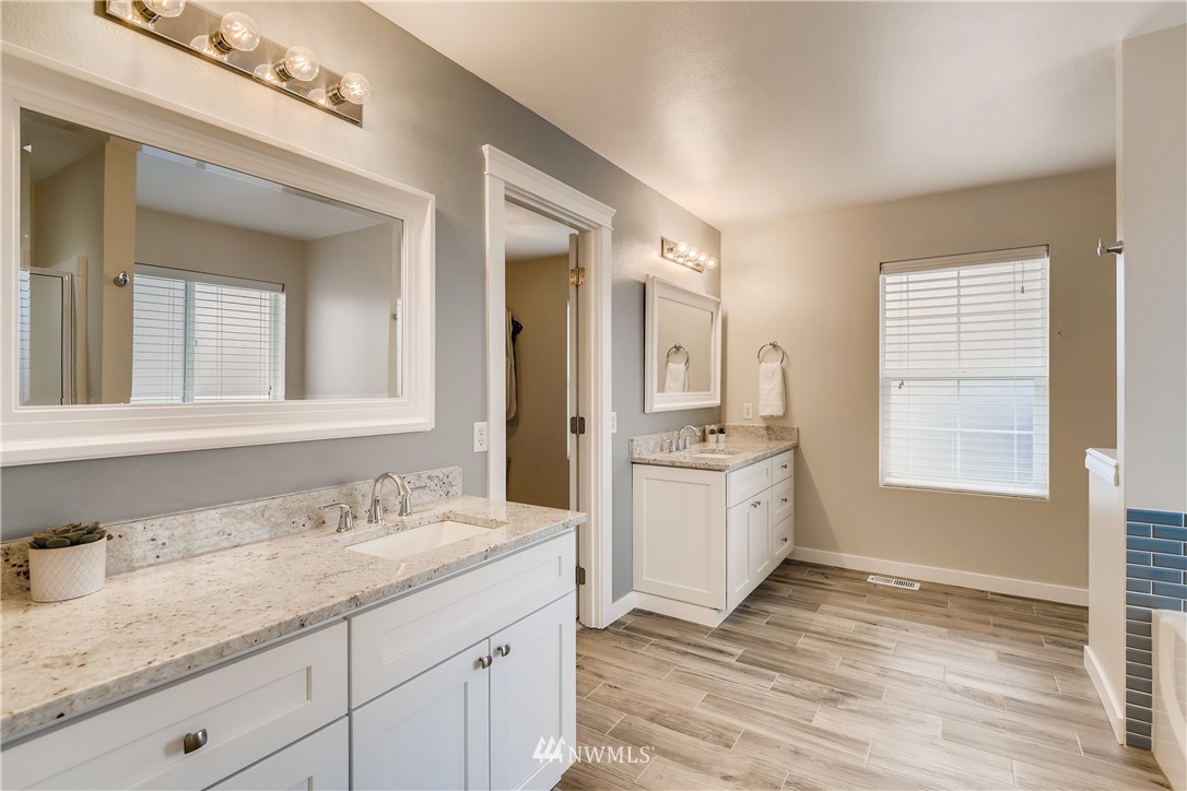 15514 40th Drive Southeast Bothell, WA 98012 - Photo 16 of 28