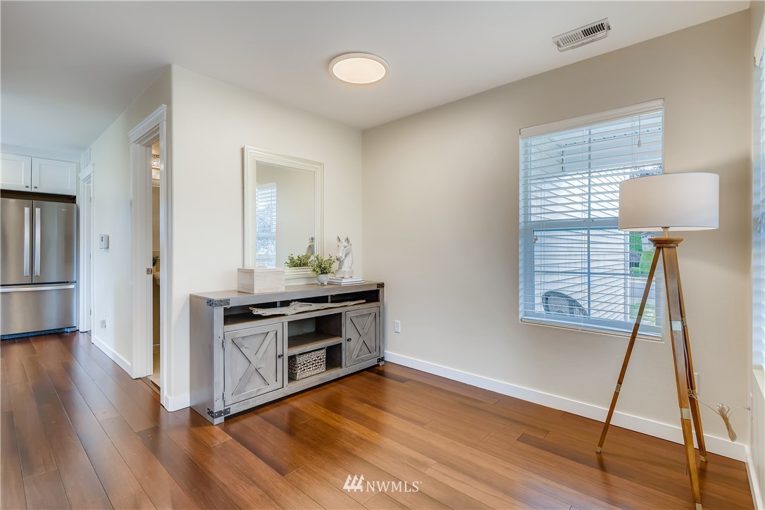 15514 40th Drive Southeast Bothell, WA 98012 - Photo 4 of 28