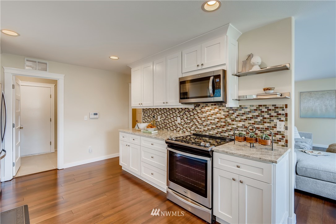 15514 40th Drive Southeast Bothell, WA 98012 - Photo 9 of 28