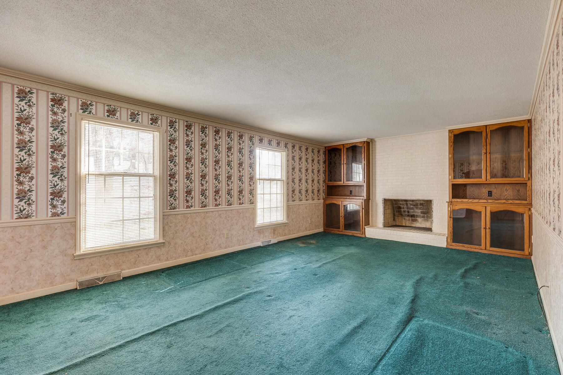 198 Cedar Point Road Johnson City, TN 37601 - Photo 12 of 63 012