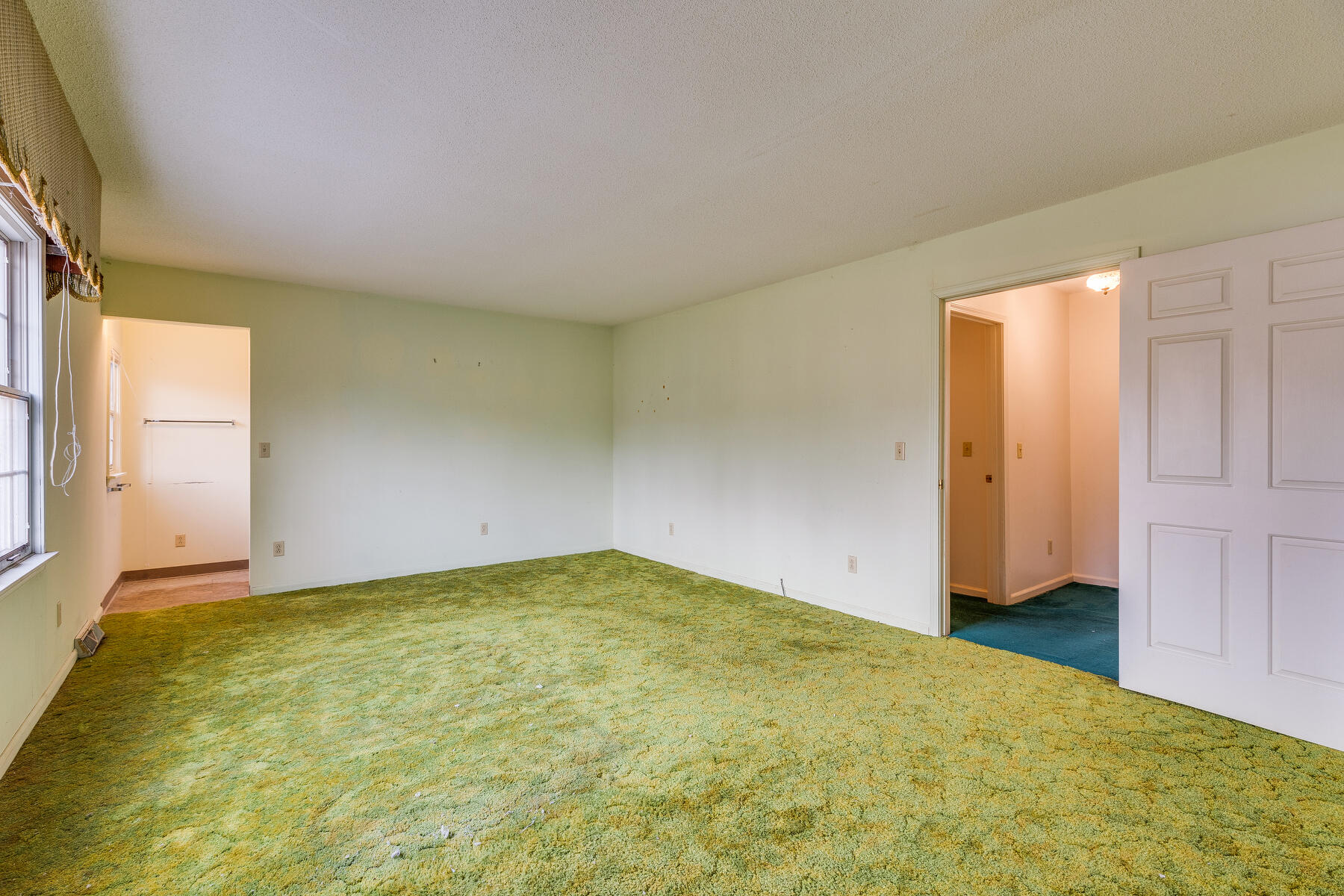 198 Cedar Point Road Johnson City, TN 37601 - Photo 25 of 63 025