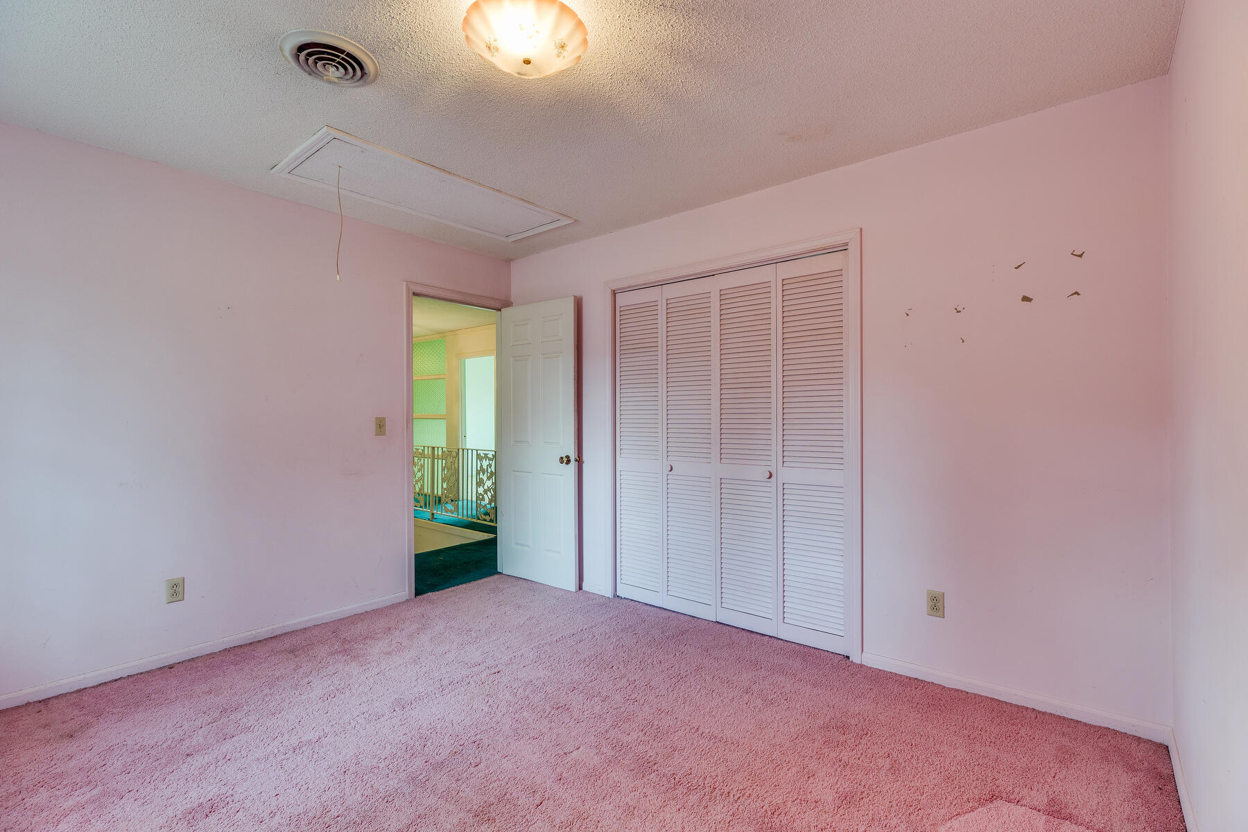 198 Cedar Point Road Johnson City, TN 37601 - Photo 42 of 63 042