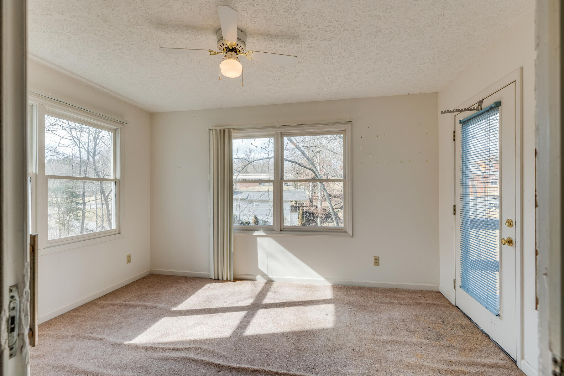198 Cedar Point Road Johnson City, TN 37601 - Photo 50 of 63 050