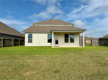 $239,000 | 401 West Lake Drive, Slidell, LA 70461
