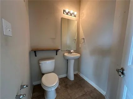 $239,000 | 401 West Lake Drive, Slidell, LA 70461