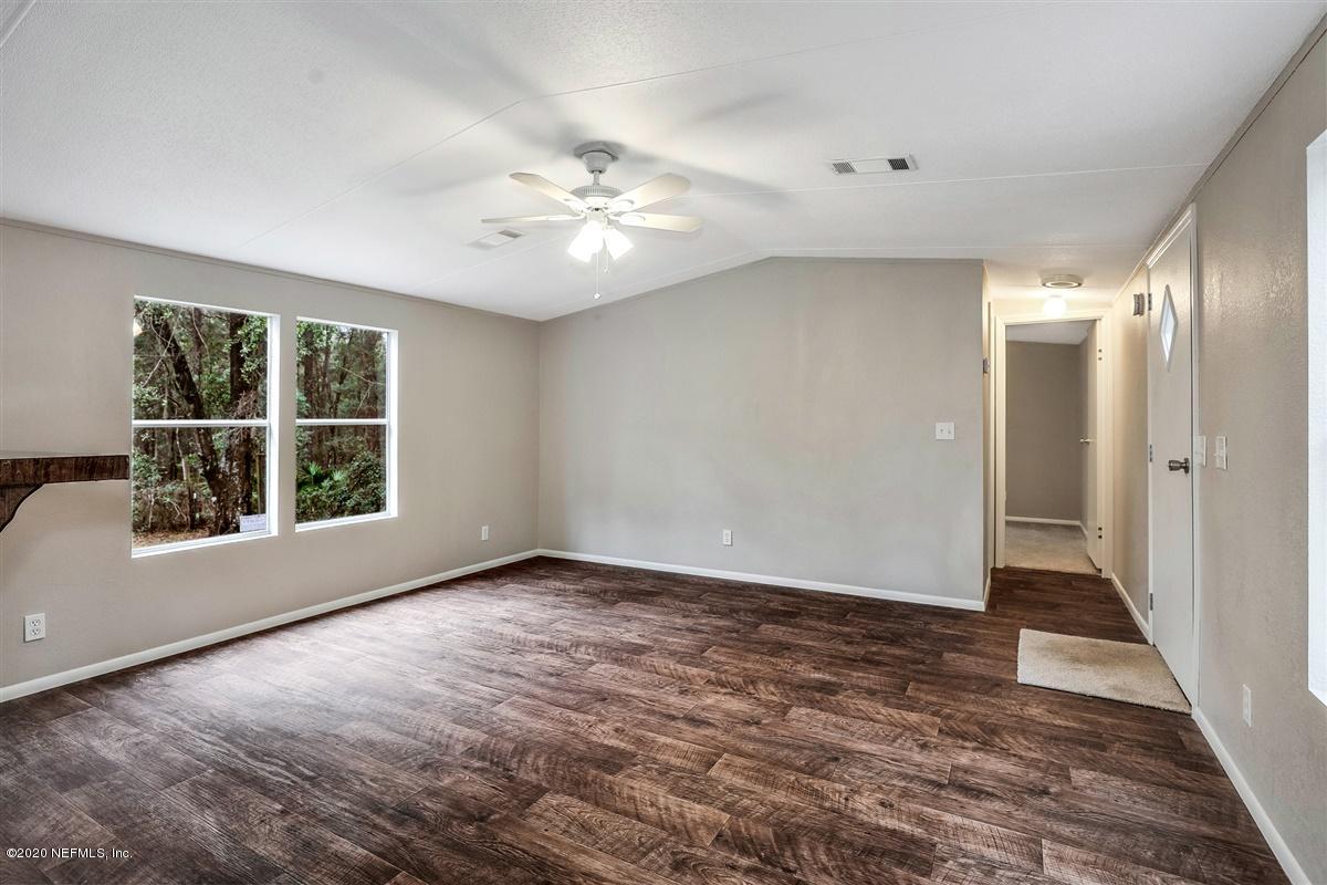 2610 Myrtle Loop Middleburg, FL 32068 - Photo 2 of 17 03-Living Room