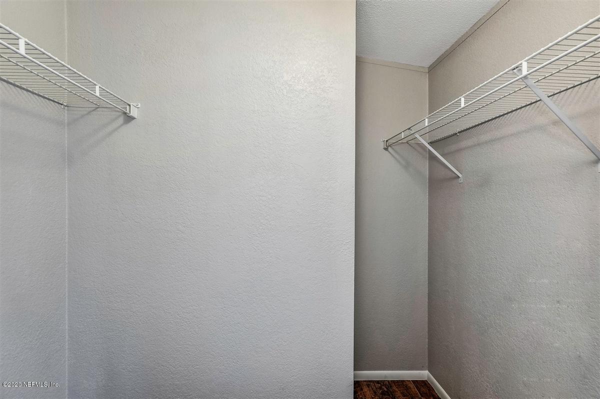 2610 Myrtle Loop Middleburg, FL 32068 - Photo 9 of 17 10-Master Closet