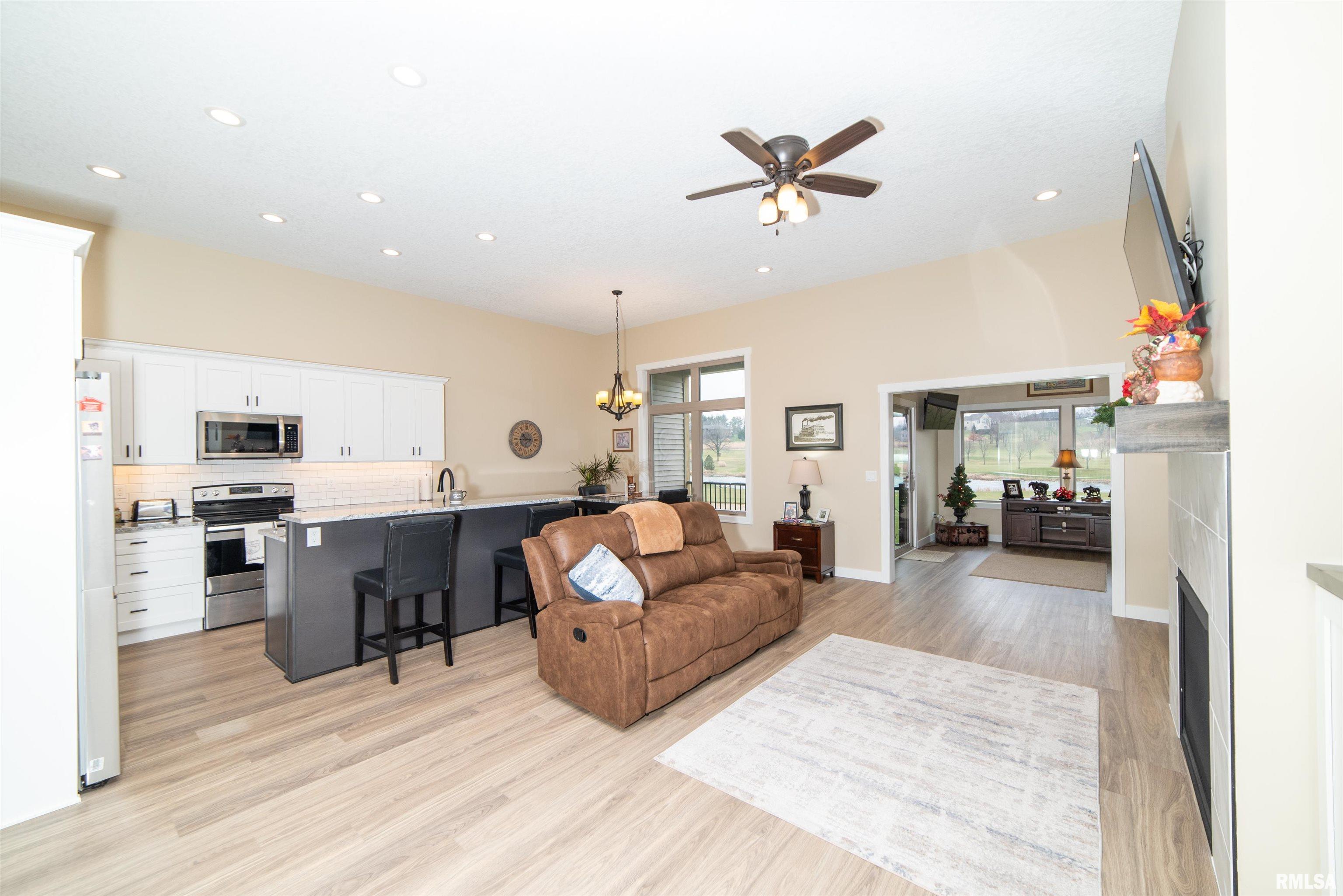 1324 L Springbrook Lane, Unit L DeWitt, IA 52742 - Photo 11 of 46 Gallery Image 11