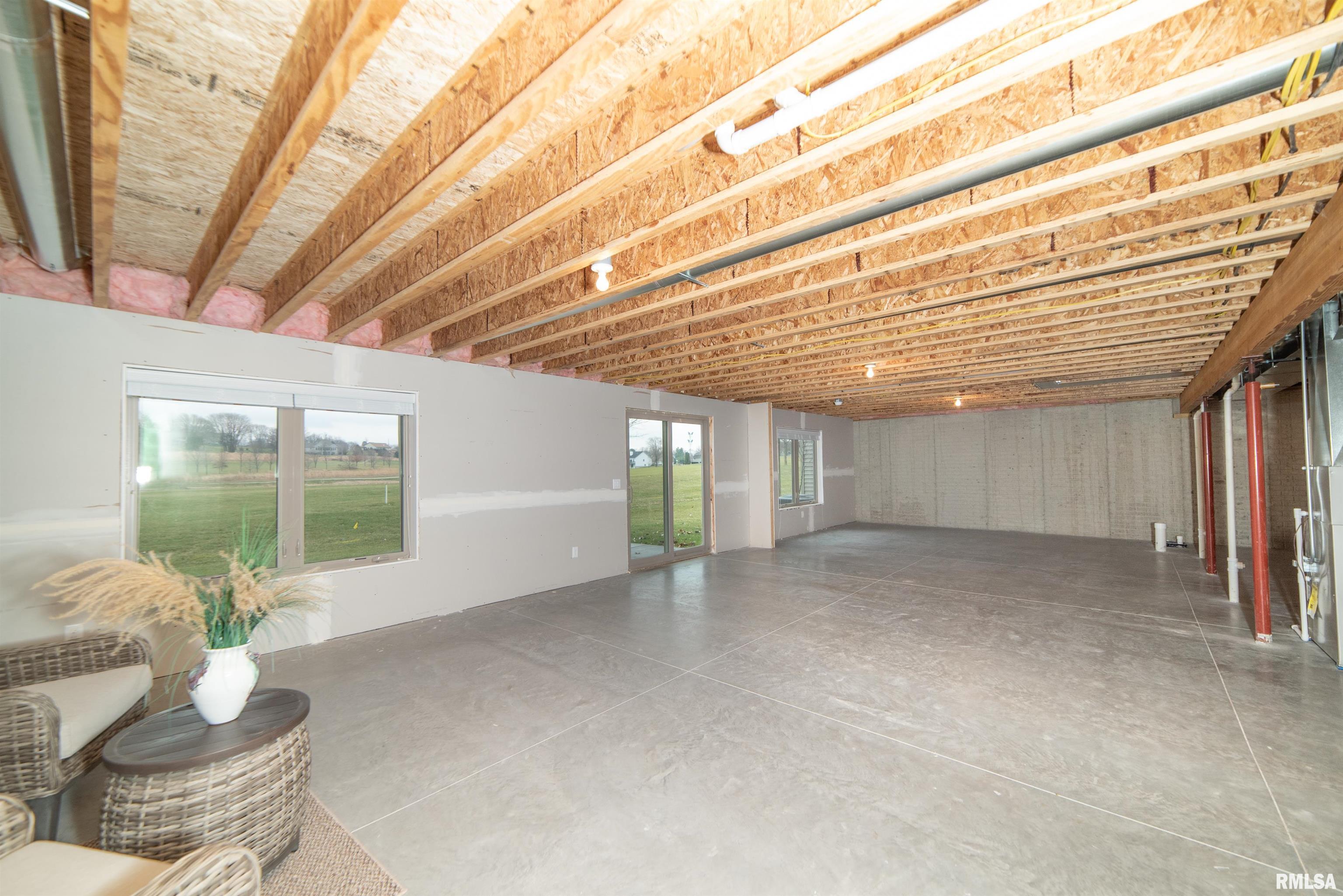 1324 L Springbrook Lane, Unit L DeWitt, IA 52742 - Photo 40 of 46 Gallery Image 40