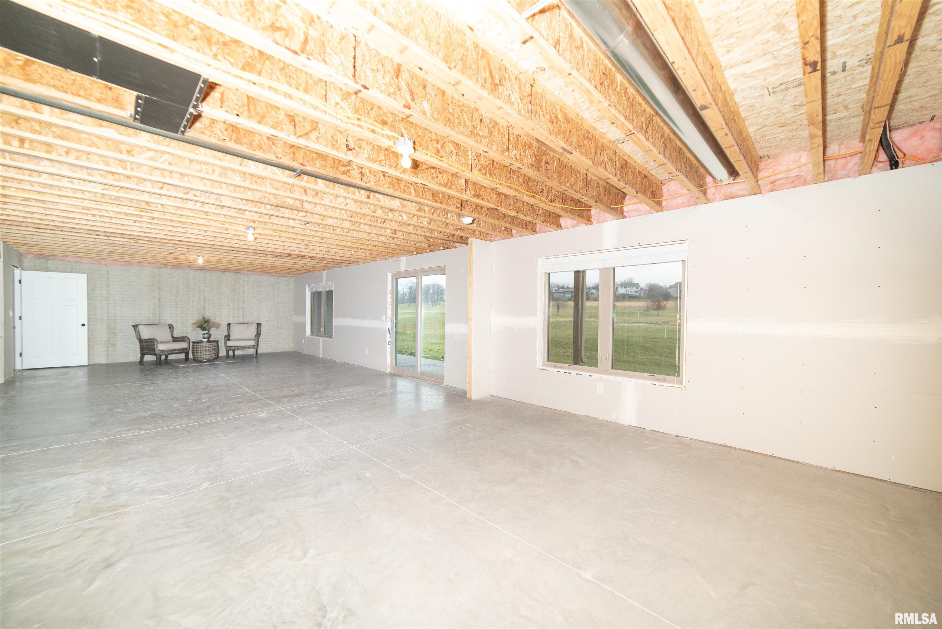 1324 L Springbrook Lane, Unit L DeWitt, IA 52742 - Photo 42 of 46 Gallery Image 42