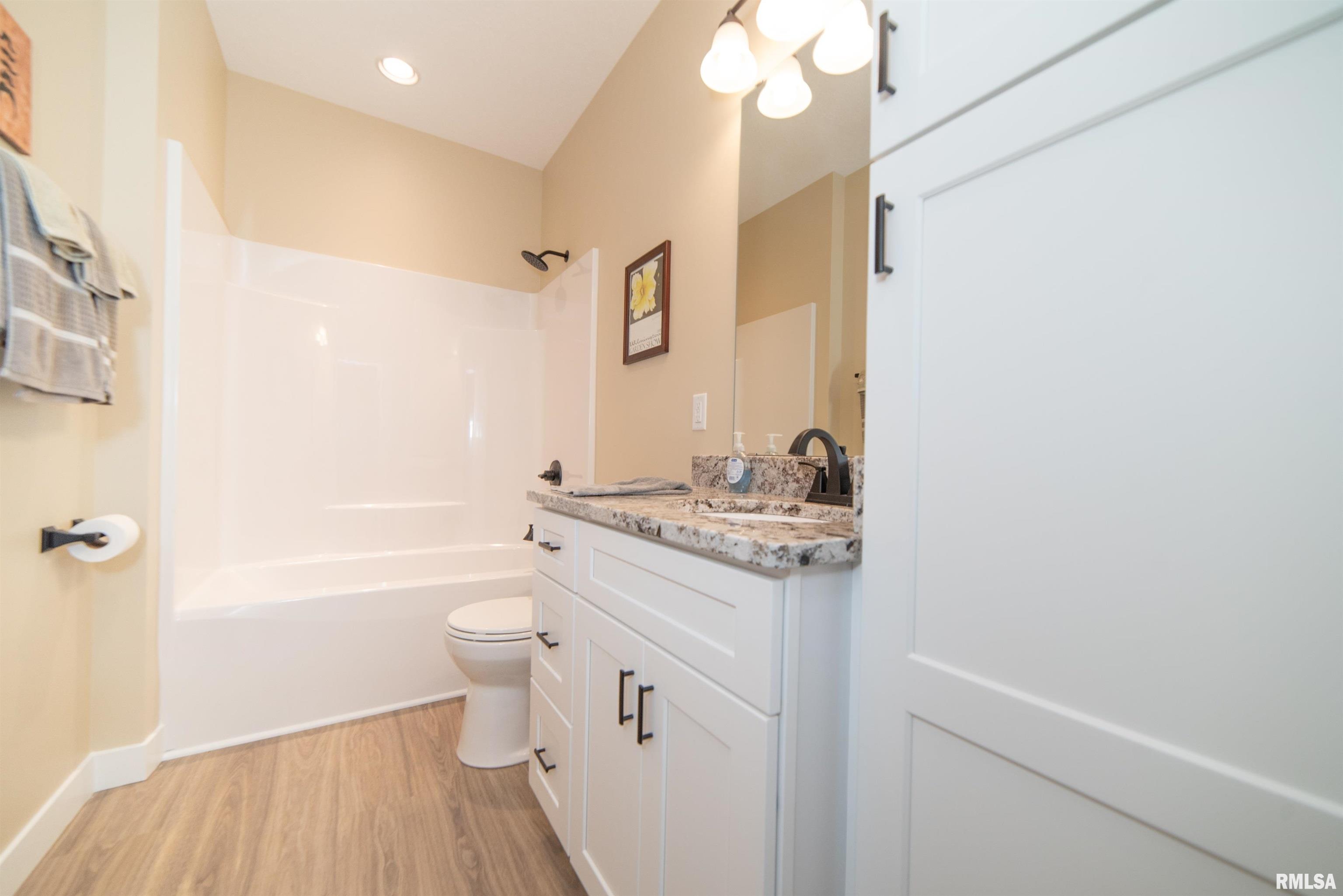 1324 L Springbrook Lane, Unit L DeWitt, IA 52742 - Photo 8 of 46 Gallery Image 8