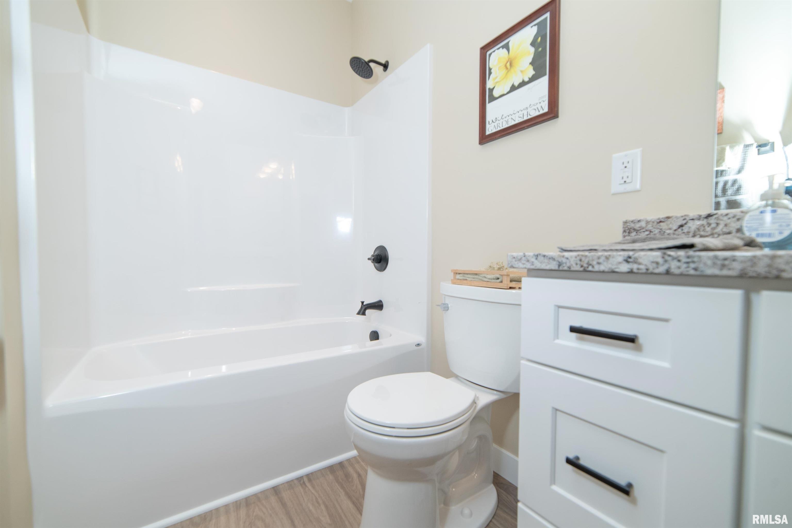 1324 L Springbrook Lane, Unit L DeWitt, IA 52742 - Photo 9 of 46 Gallery Image 9