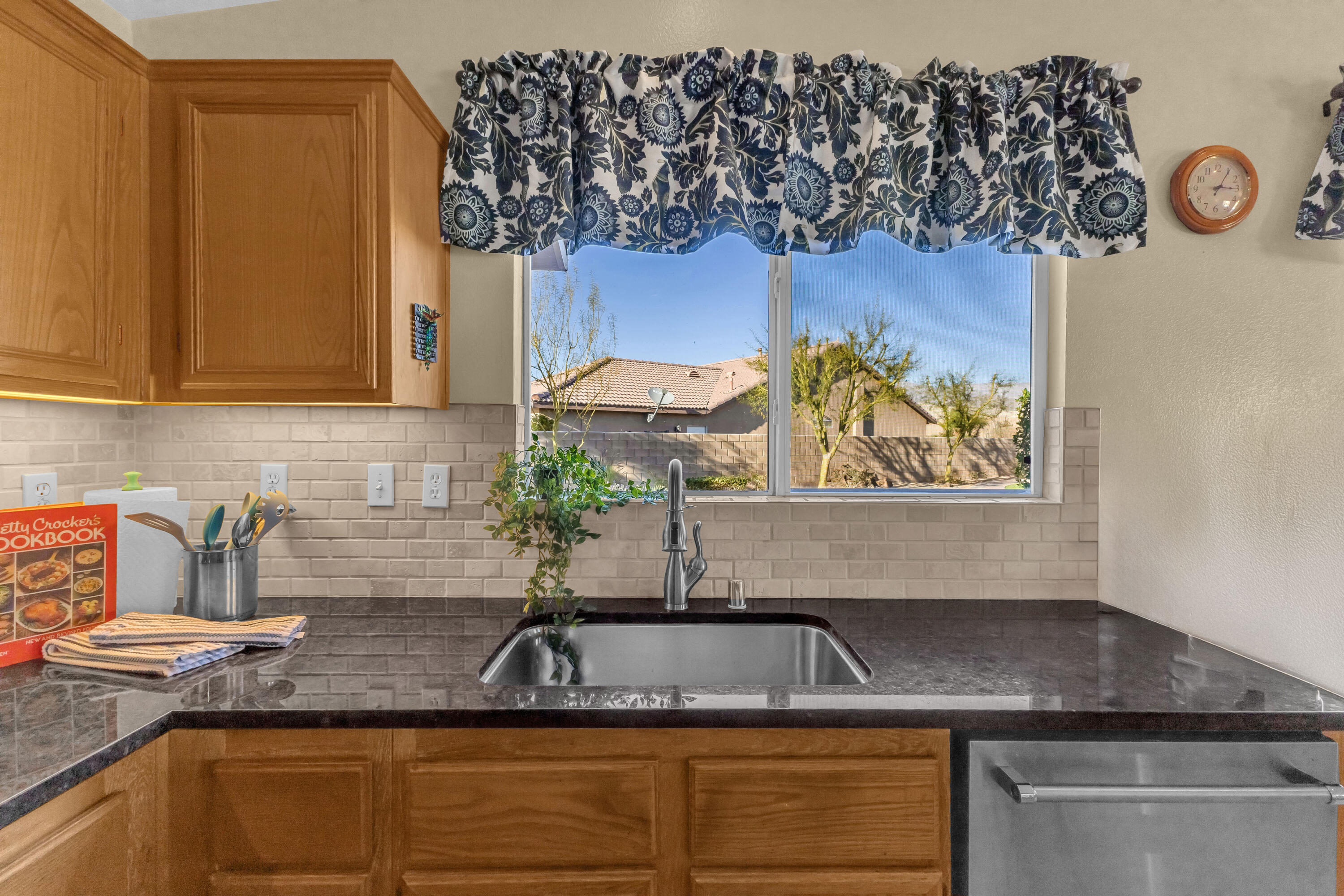 83480 Firecliff Court Indio, CA 92203 - Photo 25 of 61 IMG_7708