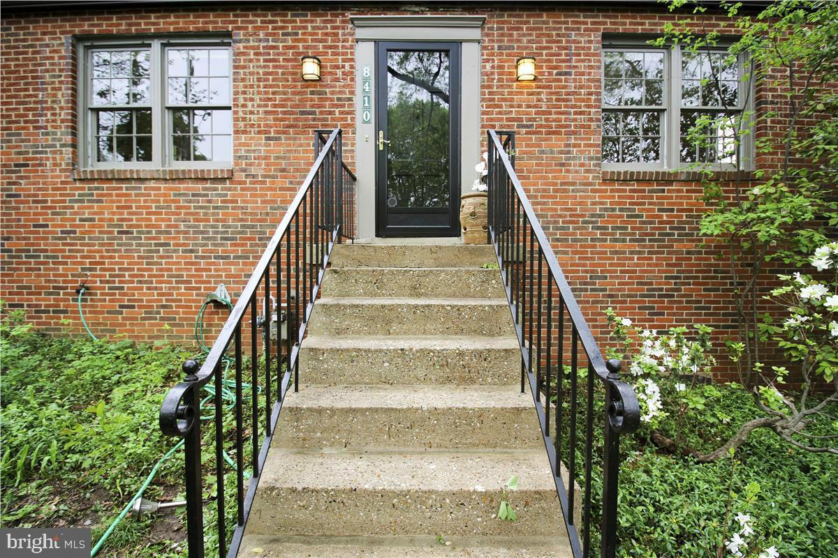 8410 Galveston Road Silver Spring, MD 20910 - Photo 27 of 33 Exterior (Front)