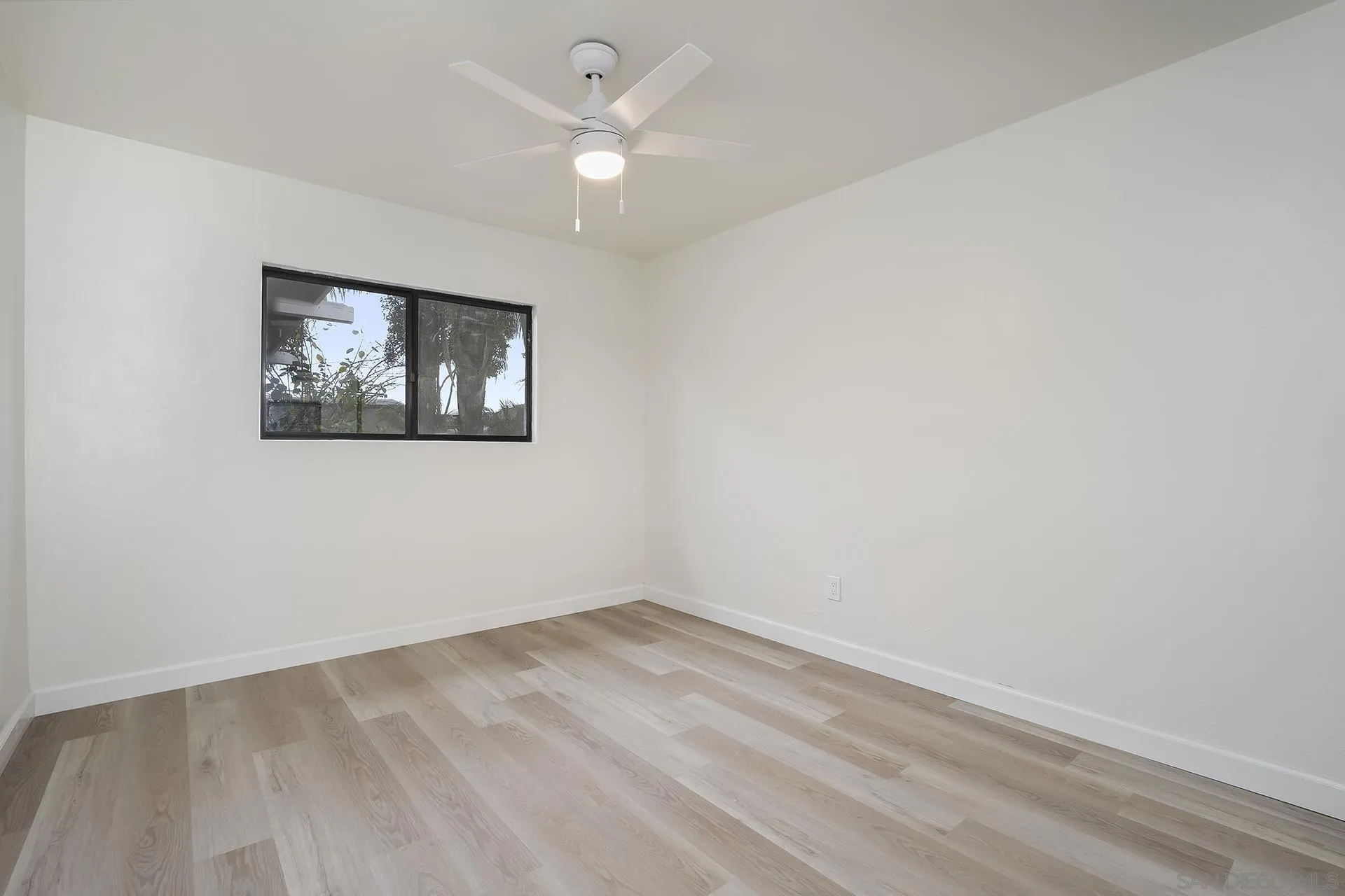 9213 Fenway Road Santee, CA 92071 - Photo 16 of 25 an empty room with a window