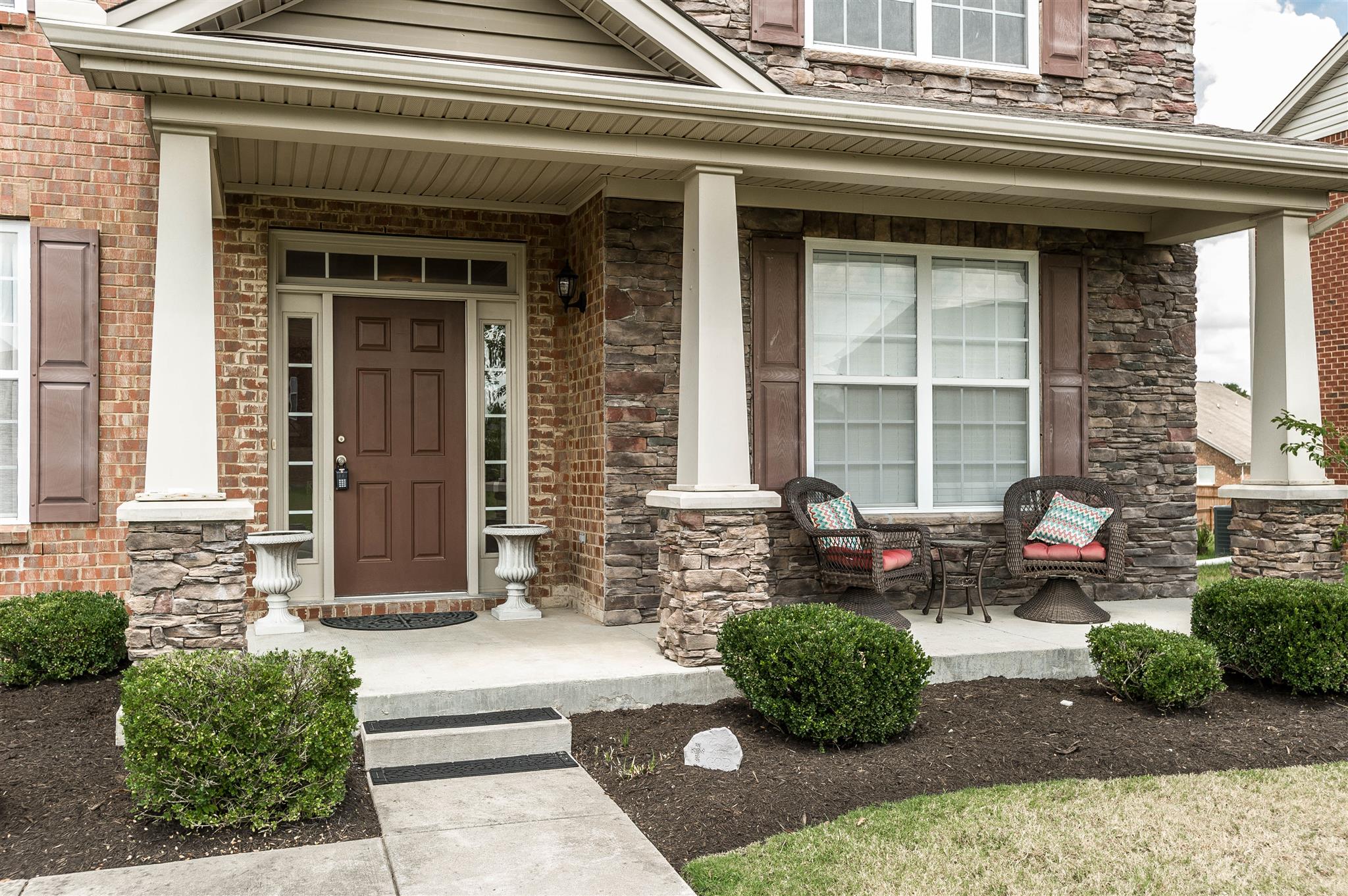 1008 Addington Road Hendersonville, TN 37075 - Photo 2 of 21 Gallery Image 2