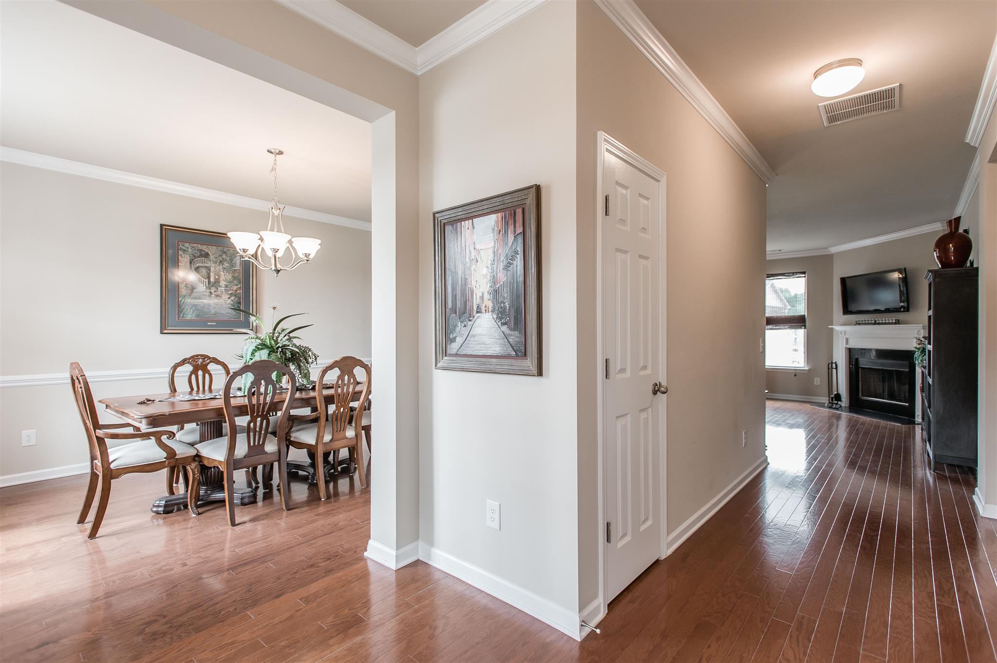 1008 Addington Road Hendersonville, TN 37075 - Photo 3 of 21 Gallery Image 3