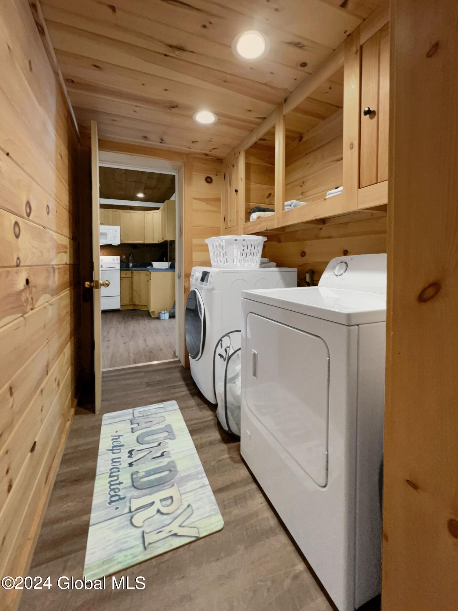 103 Vaughn Road Kingsbury, NY 12839 - Photo 15 of 28 Laundry Area