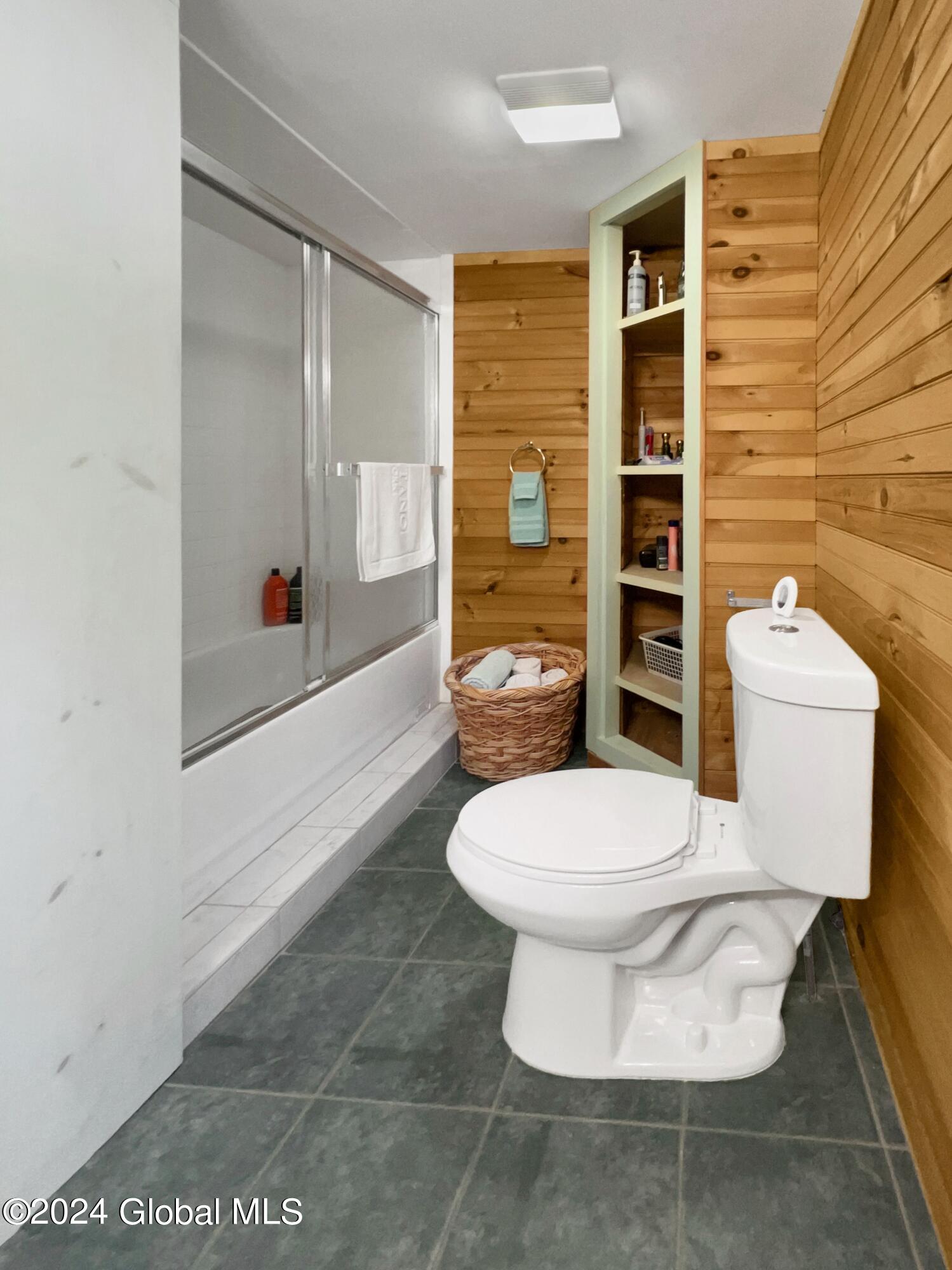 103 Vaughn Road Kingsbury, NY 12839 - Photo 25 of 28 2nd Floor Bathroom