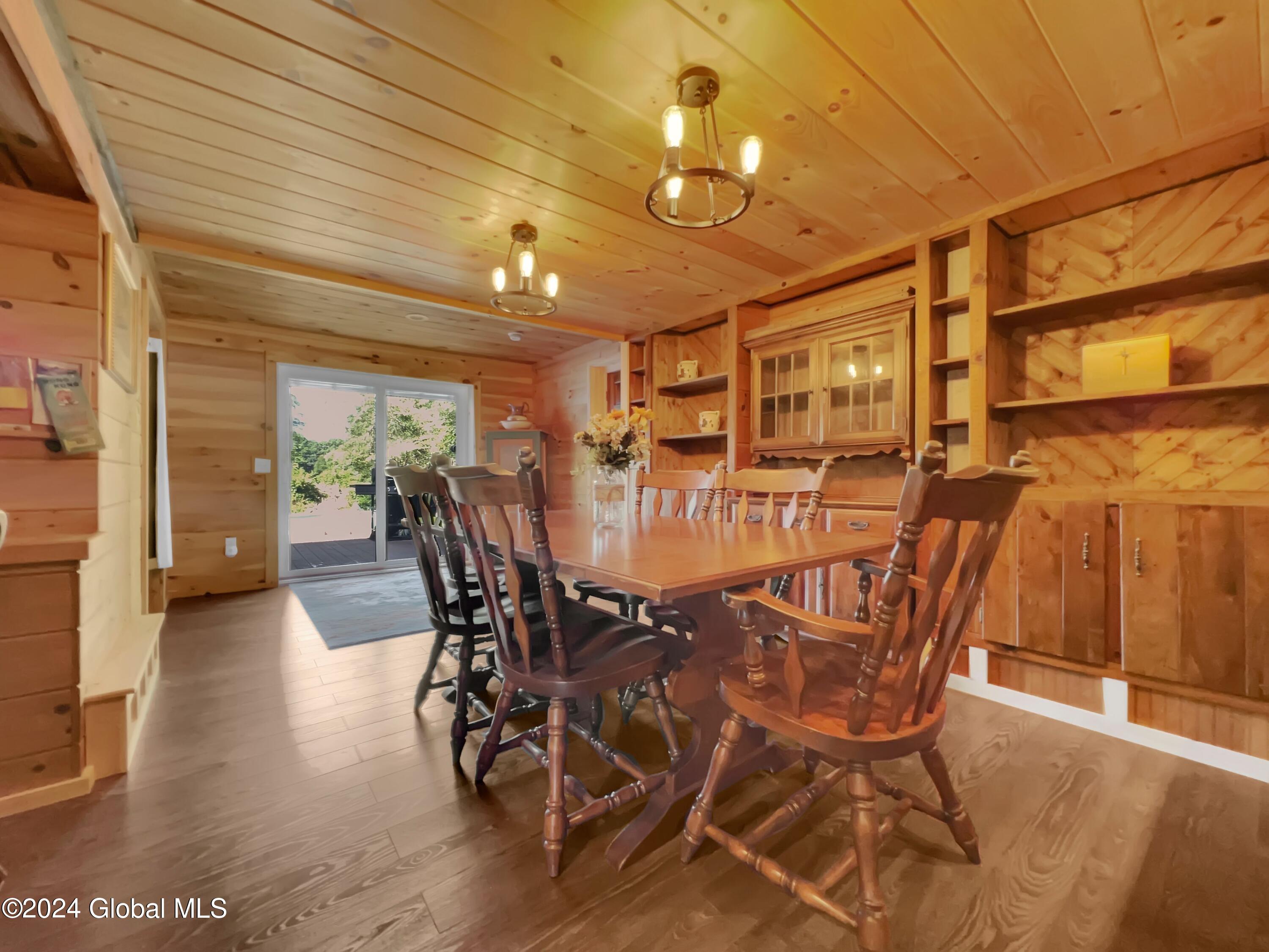 103 Vaughn Road Kingsbury, NY 12839 - Photo 7 of 28 Dining Area