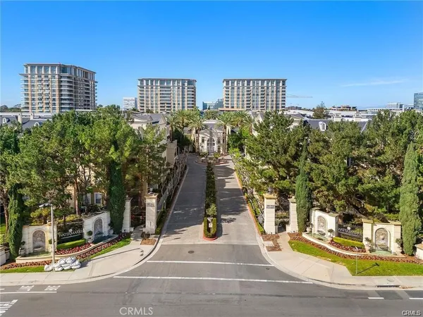$3,000 | 3428 Watermarke Place, Irvine, CA 92612