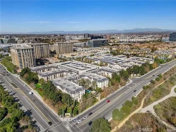 $3,000 | 3428 Watermarke Place, Irvine, CA 92612