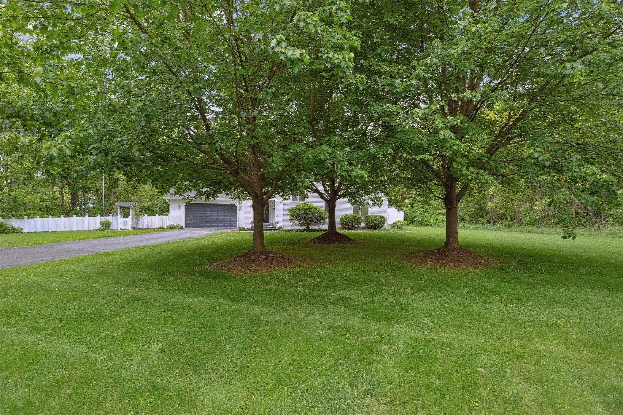 16350 Whitaker Road Linden, MI 48451 - Photo 4 of 73
