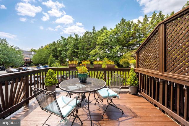 $939,900 | 1407 Argall Place, Alexandria, VA 22314