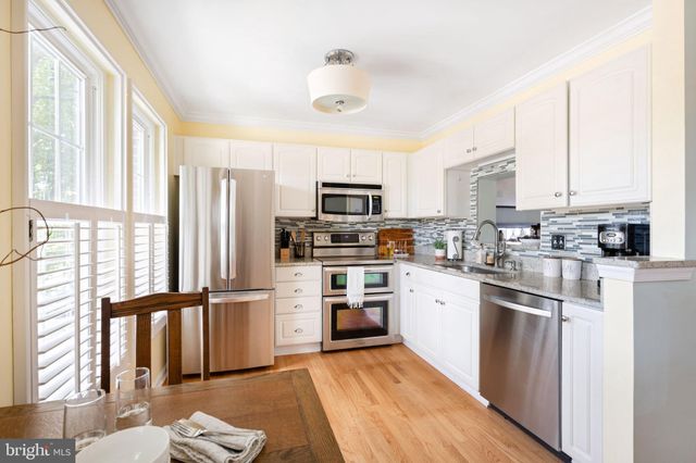 $939,900 | 1407 Argall Place, Alexandria, VA 22314