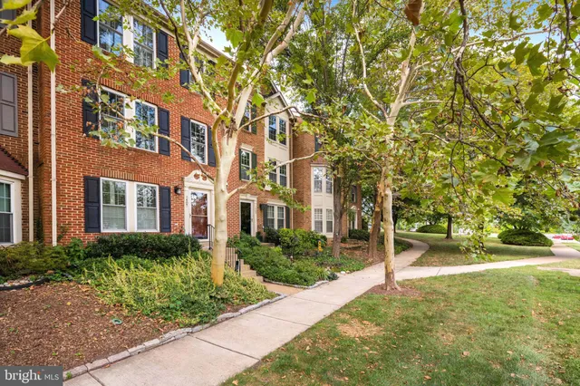$939,900 | 1407 Argall Place, Alexandria, VA 22314
