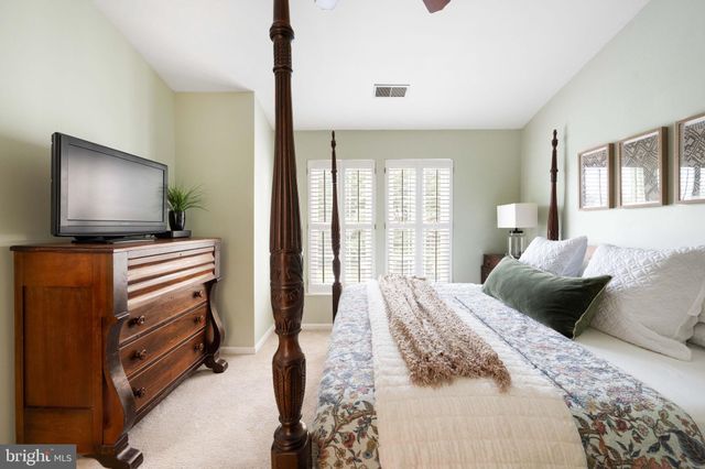 $939,900 | 1407 Argall Place, Alexandria, VA 22314