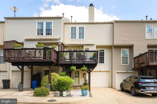 $939,900 | 1407 Argall Place, Alexandria, VA 22314
