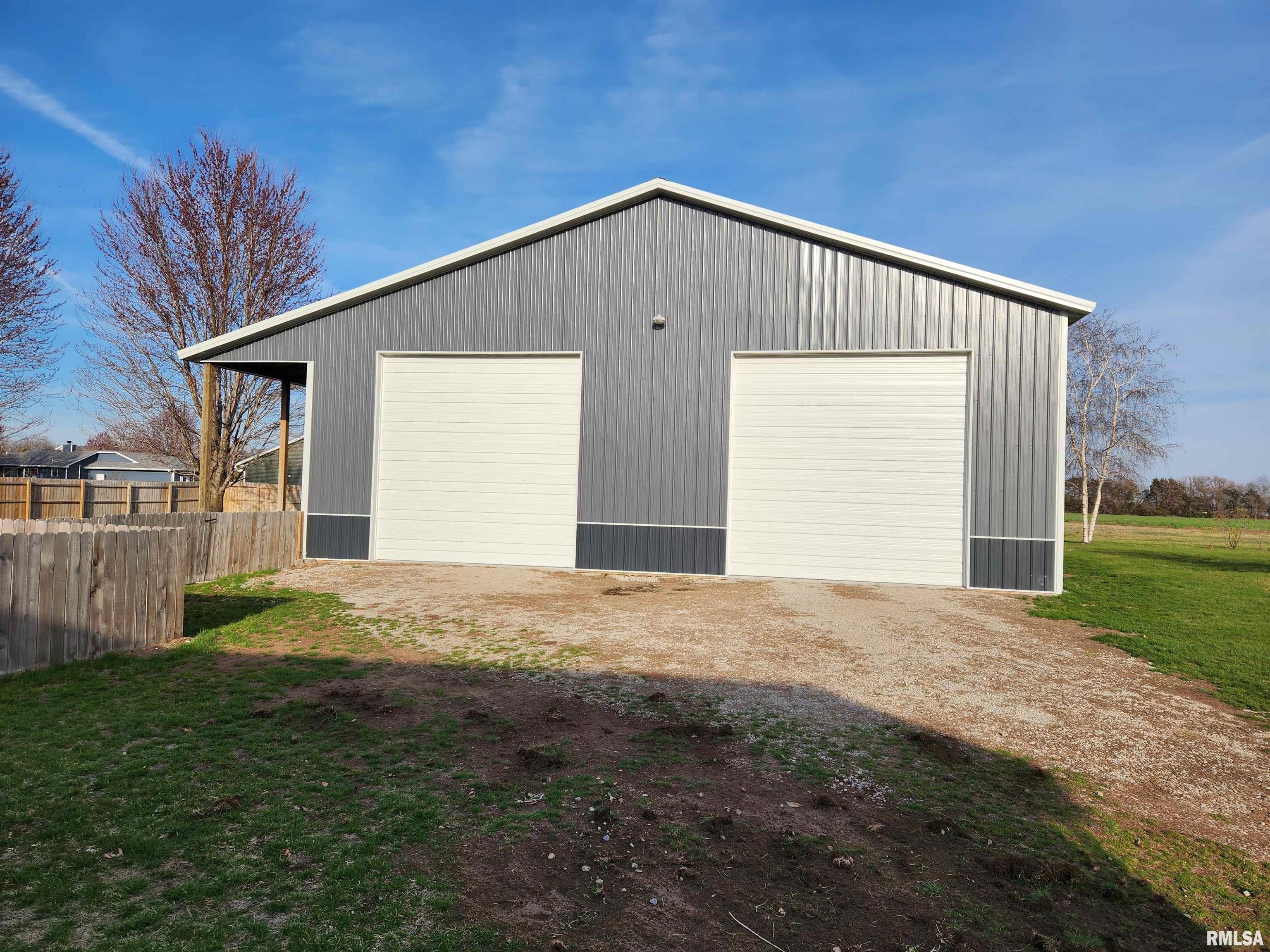 206 Sand Run Road Fruitland, IA 52749 - Photo 2 of 22 Gallery Image 2