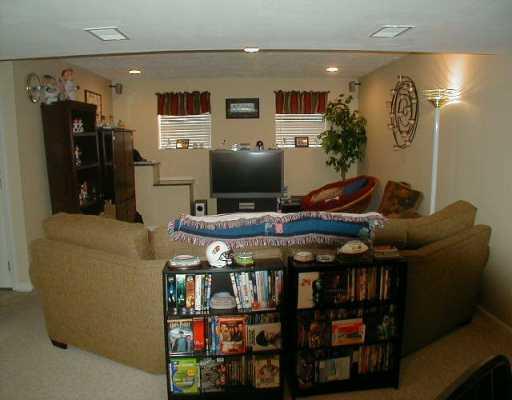 409 Freedom Road Freedom, PA 15042 - Photo 8 of 8 Gallery Image 8