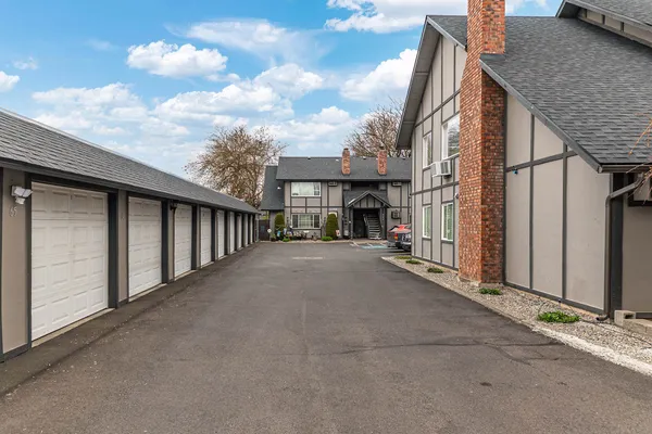 $190,000 | 306 East Weile Avenue, Unit #2, Spokane, WA 99208