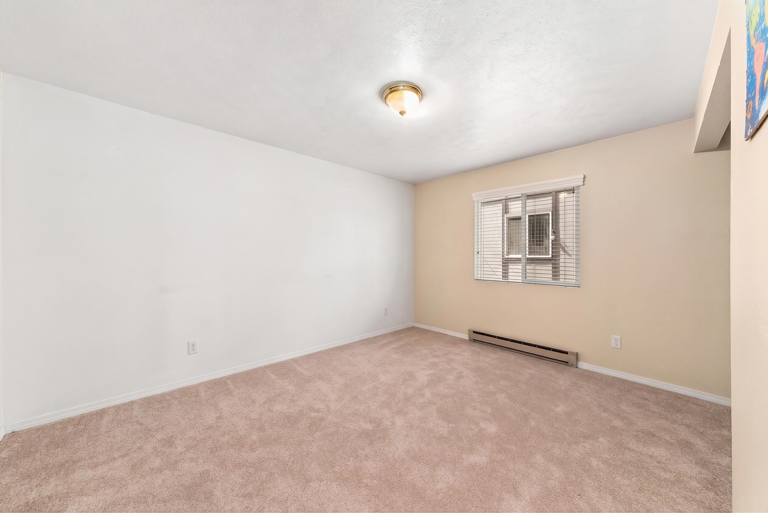 306 East Weile Avenue, Unit #2 Spokane, WA 99208 - Photo 23 of 31