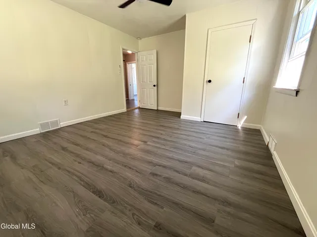 $264,900 | 14 Weise Road, Glenville, NY 12302