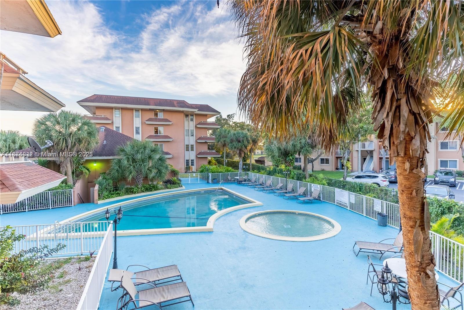 17600 Northwest 68th Avenue, Unit B2005 Hialeah, FL 33015 - Photo 13 of 14