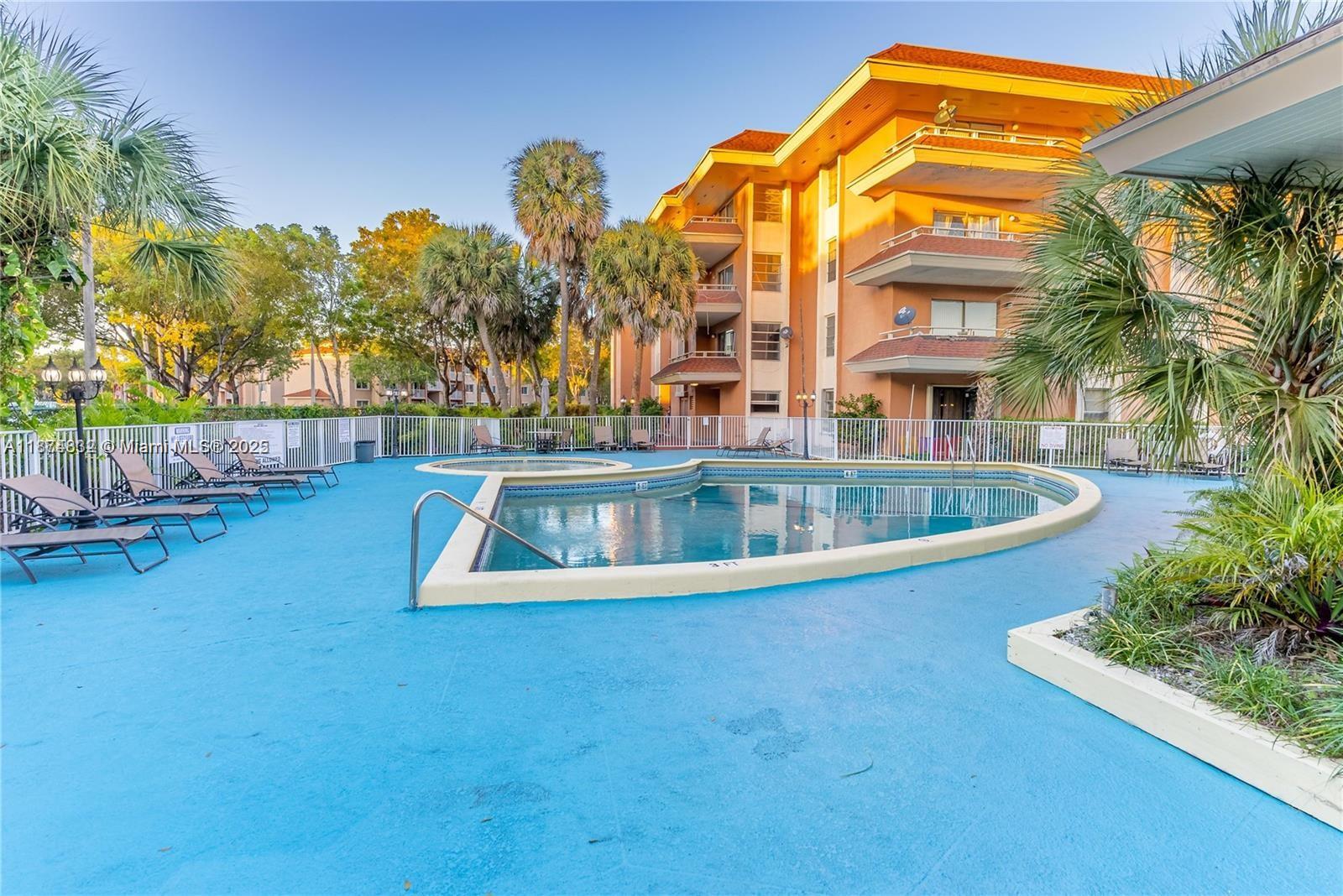 17600 Northwest 68th Avenue, Unit B2005 Hialeah, FL 33015 - Photo 14 of 14