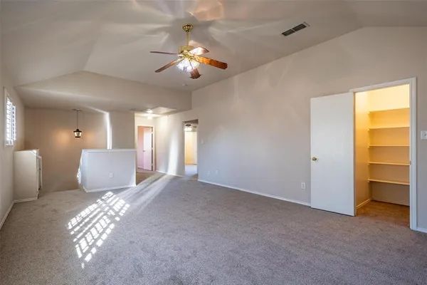 $2,200 | 228 Memory Drive, Fort Worth, TX 76108