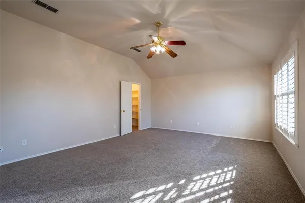 $2,200 | 228 Memory Drive, Fort Worth, TX 76108