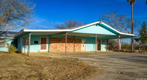 $289,000 | 1799 Shumaca Road, Carrizo Springs, TX 78834