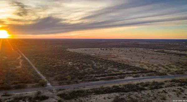 $289,000 | 1799 Shumaca Road, Carrizo Springs, TX 78834