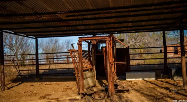 $289,000 | 1799 Shumaca Road, Carrizo Springs, TX 78834