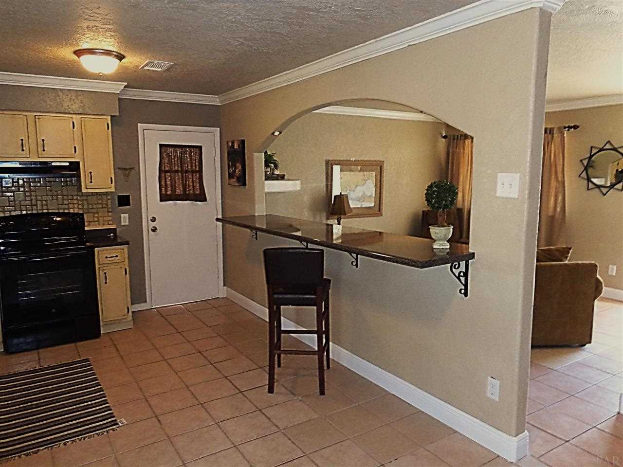 905 Decatur Avenue Pensacola, FL 32507 - Photo 3 of 24 Gallery Image 3
