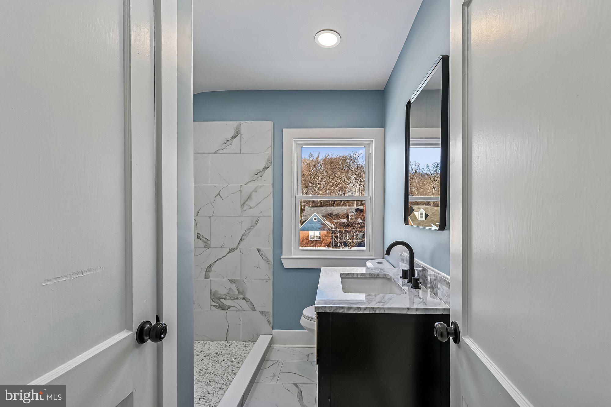 34 Dunmore Road Catonsville, MD 21228 - Photo 10 of 20 Bath