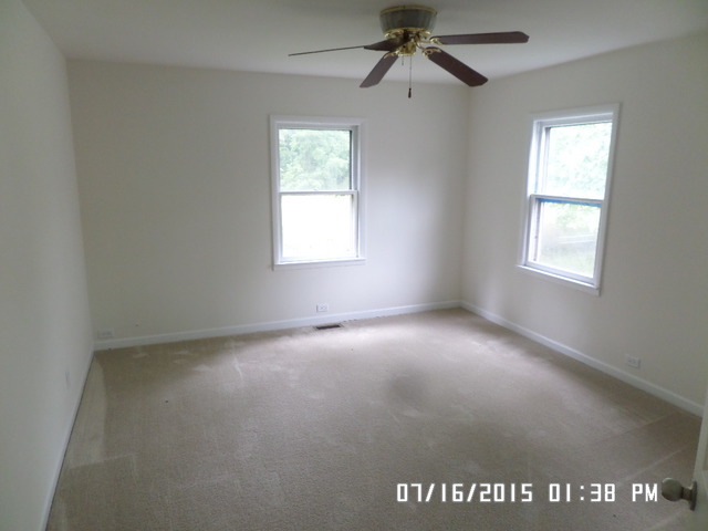 14436 Ridgeway Avenue Midlothian, IL 60445 - Photo 5 of 15